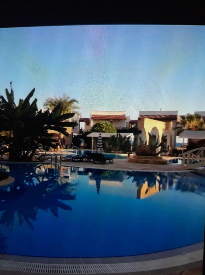 Gastria Sunrise Beach Club מראה חיצוני תמונה