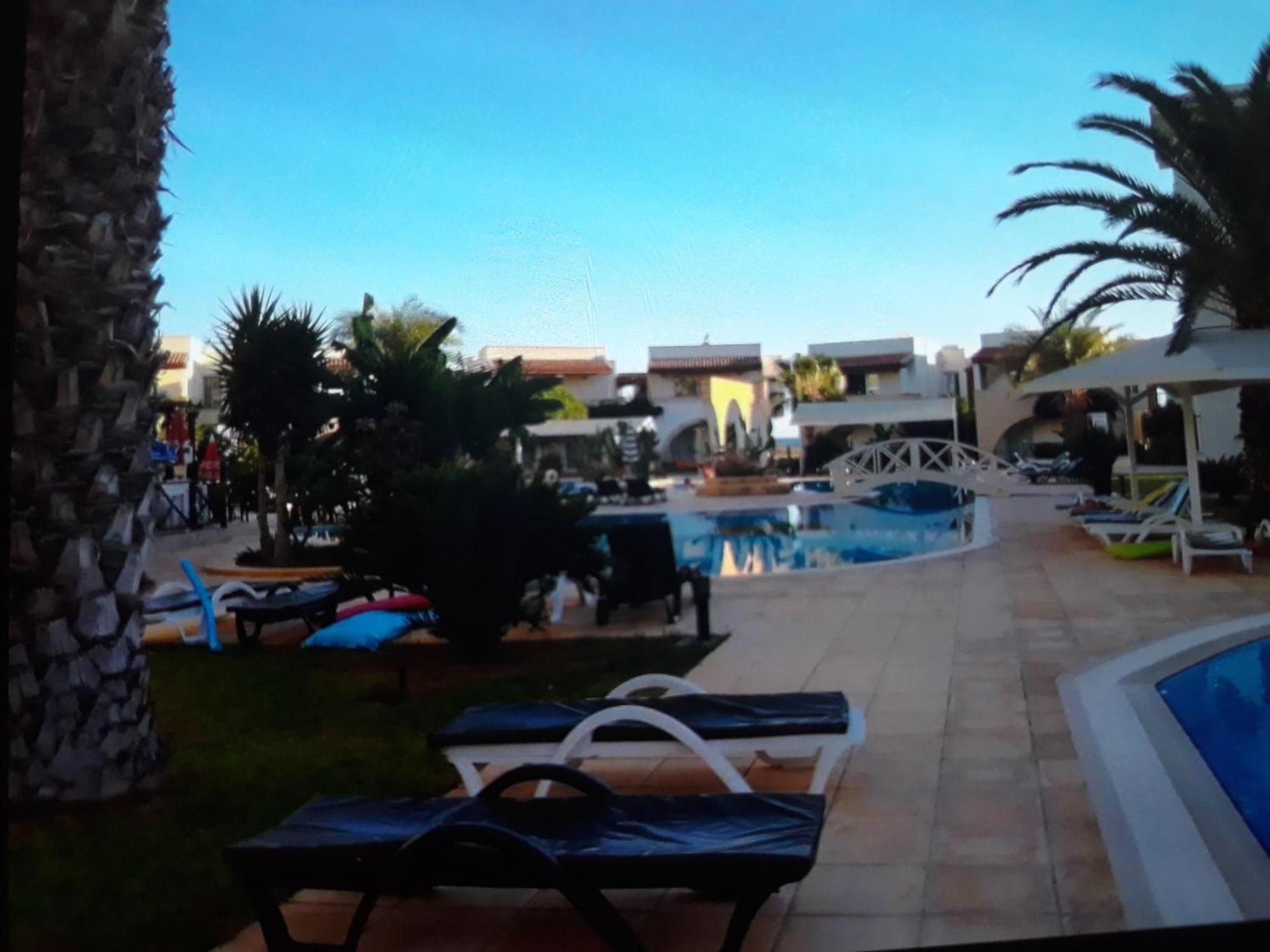 Gastria Sunrise Beach Club מראה חיצוני תמונה